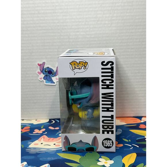Lilo & Stitch Stitch with Duck Tube Funko Pop! Vinyl #1565 - Picture 4 of 13